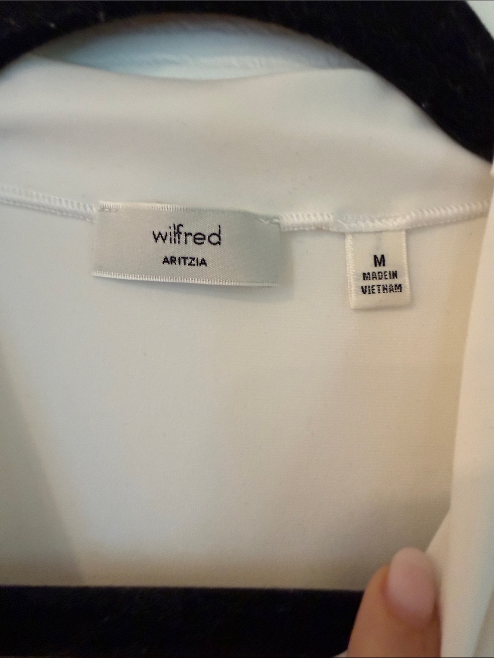 Aritzia White Sleeveless Mock-Neck Tank - Picture 2 of 2